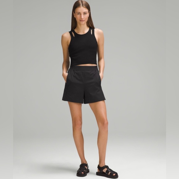 Lululemon Stretch Woven Relaxed-Fit High Rise Short 4” - Picture 1 of 7